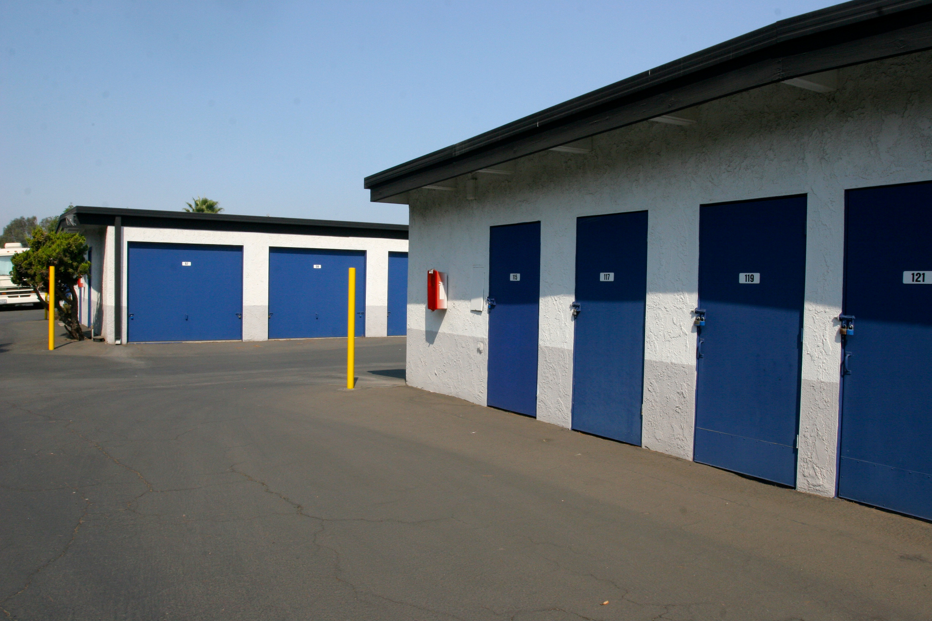 Storage facility - Exterior Units